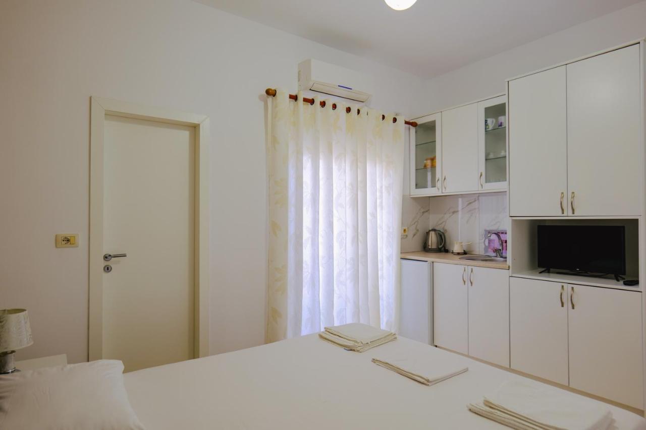 Eleni Guest House Sarandë Exteriér fotografie